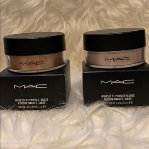 MAC iridescent powder /loose